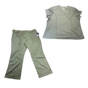 Cherokee Revolution Women Scrubs Set Stretch Top Size 5XL Pants 3XL NWT Sage